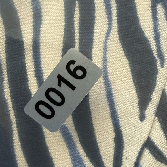 Blue and White Long Sleeve Print Minidress - Picture 8 of 8